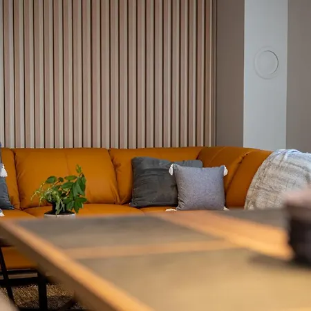 Apartman Erik **** Апартаменты Црес