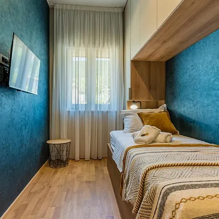 Apartman Erik **** * Cres