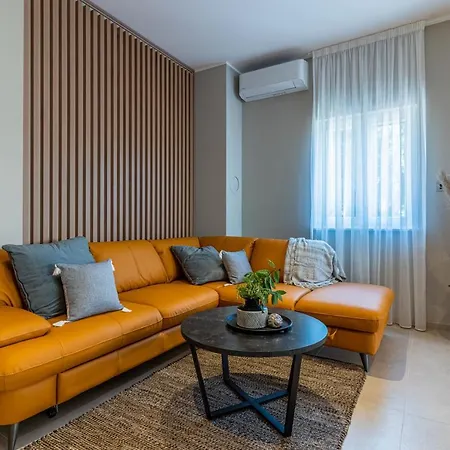 Apartman Erik **** 아파트 크레스