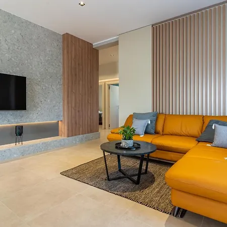 Apartman Erik **** 아파트 크레스